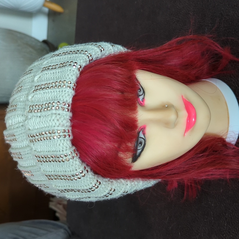 New toque greige colour